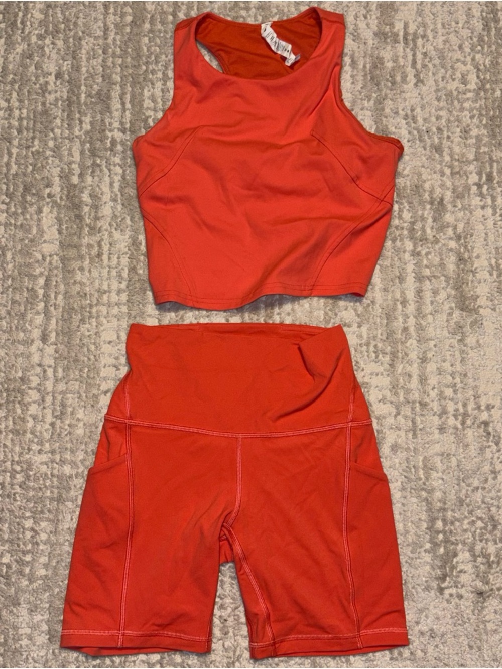 LuluLemon Salmon Set